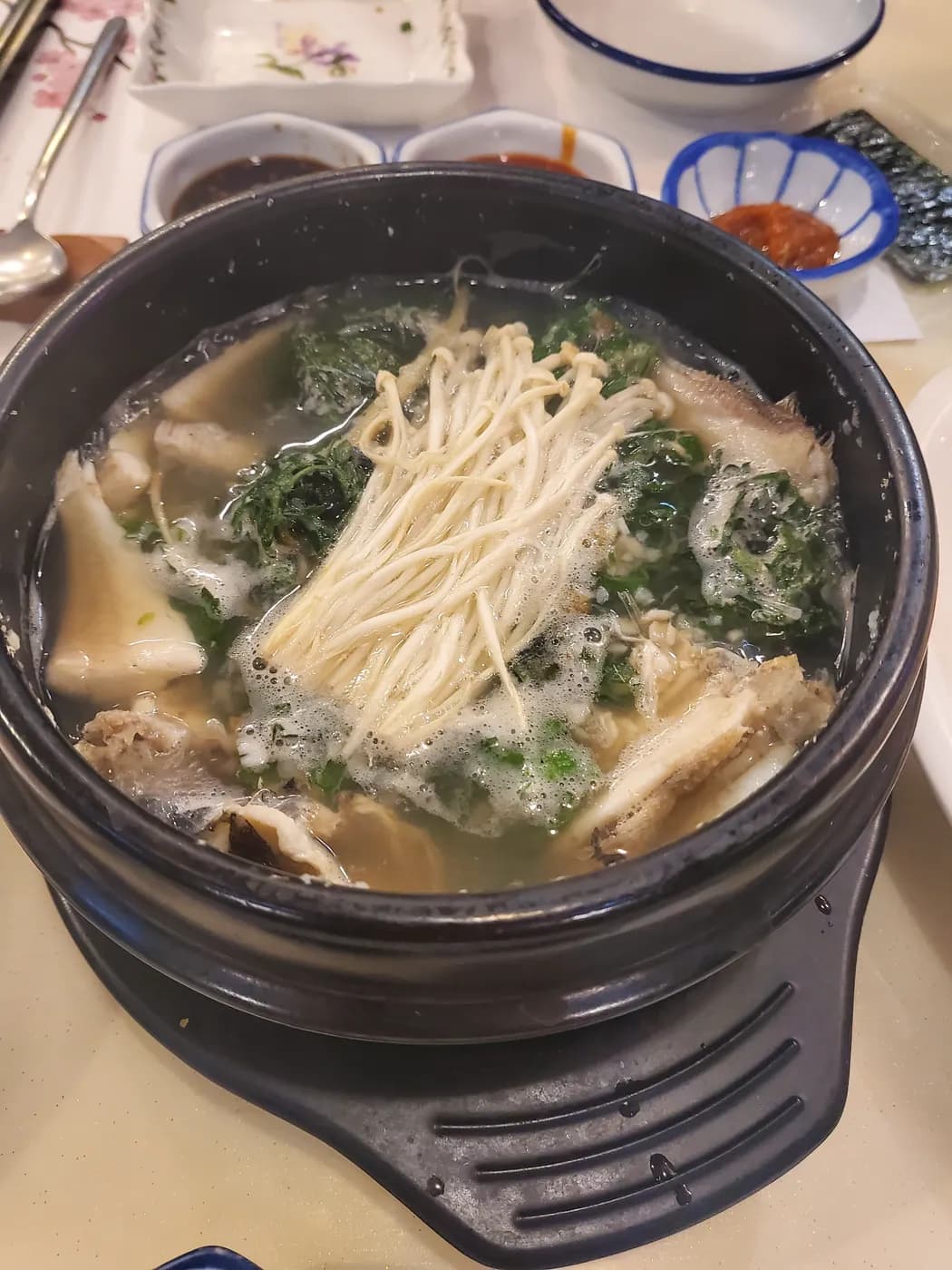 맑은국